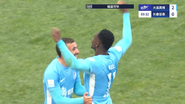 馬萊萊大連處子球！呂焯毅助攻馬萊萊破門，大連英博2-0亞泰