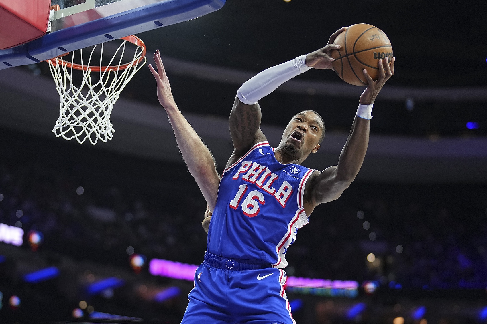 歡迎回到NBA！朗尼-沃克貢獻(xiàn)25分11籃板5助攻 獲得生涯首次兩雙